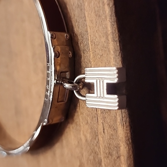 HERMES Burgundy Leather Bangle Bracelet - Picture 5 of 7